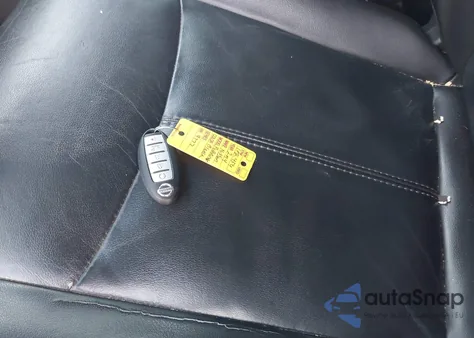 2014 Nissan Pathfinder Sl z USA, uszkodzony, nr VIN 5N1AR2MM3EC689777